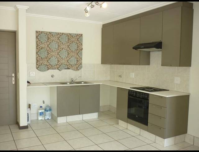 2 BEDROOM PROPERTY TO RENT IN PAULSHOF